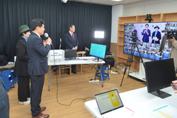 강화군, 건강과 재미 둘다 잡는다!…헬스케어 경로당