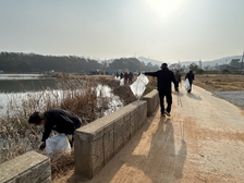 내가면 노인회, 고려저수지 나들길 환경정화 실시