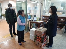 화도면, 연말연시 맞아 노인요양시설 방문 격려