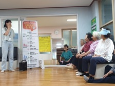 강화군, 경로당에서 편하게 치매검사 받으세요!
