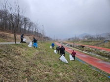 선원면 이장단, 봄철 선행천 환경정화 활동