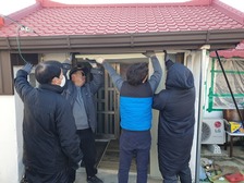 교동면지역사회보장협의체, 주거취약가구 집수리 지원