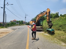 화도면, 안전한 주행 환경을 위한 도로변 제초 작업