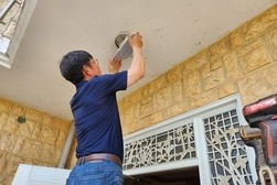 길상면 지역사회보장협의체 , 어둠을 밝혀주는 센서등 및 화장실 안전바 집수리 사업 