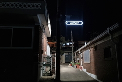 강화군, 군민 안전위해 조명형(LED) 도로명판 설치 완료
