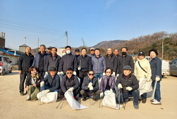 강화읍 이장단, 진달래 축제 맞아 환경 정비 솔선