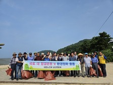  삼산면 노인회, 휴가철 맞이 환경정화 활동 앞장‘구슬땀’