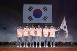 국제수학올림피아드서 한국 대표단 금3·은3으로 2위… 1위 중국은 전원 만점